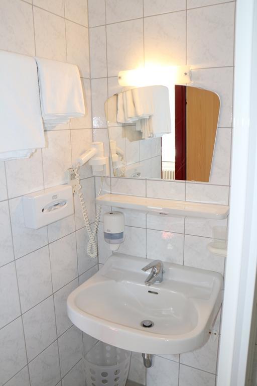 Hotel Gasthof Kasino Villach Pokój zdjęcie
