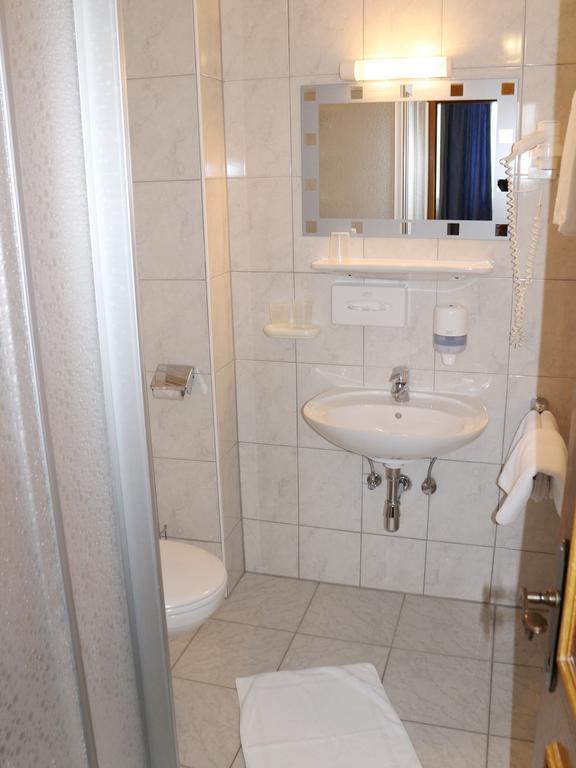 Hotel Gasthof Kasino Villach Pokój zdjęcie