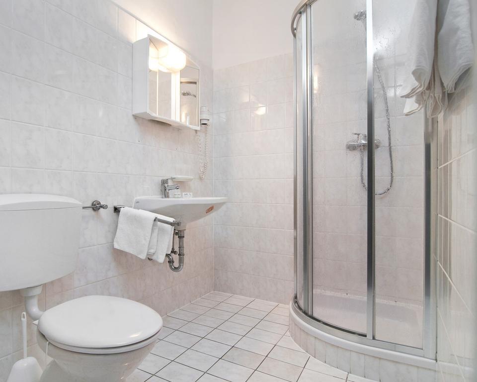 Hotel Gasthof Kasino Villach Pokój zdjęcie